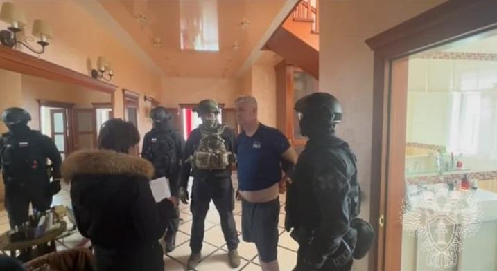 Фото Арест двух крупных чиновников в Новосибирске: что произошло после приезда замгенпрокурора Демешина 5 - Сиб.ФМ Фото Арест двух крупных чиновников в Новосибирске: что произошло после приезда замгенпрокурора Демешина 5